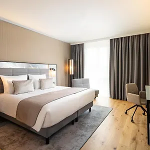 Hotell Leonardo Royal Bonn Airport, Köln